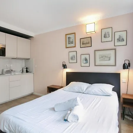 דירה Cozy 10 Min From Eiffel Tower Invalides Beaugrenelle פריז